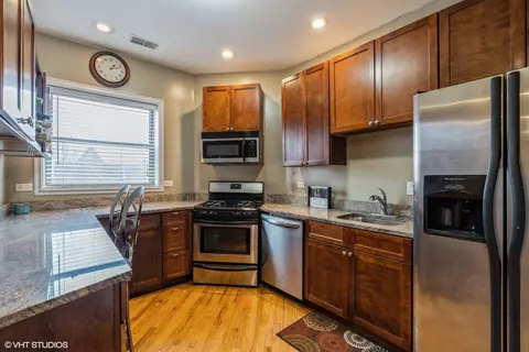 534 E 44th St #3, Chicago, IL 60653 photo 5