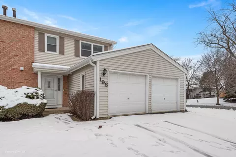 198 Jeffrey Ln, Bolingbrook, IL 60440