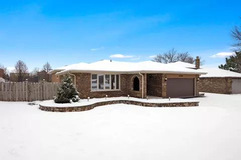 14346 Streamwood Dr, Orland Park, IL 60467
