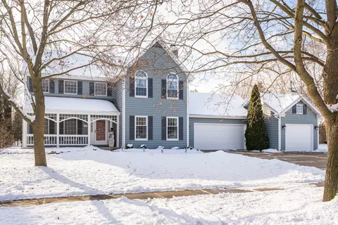 1118 Millview Dr, Batavia, IL 60510