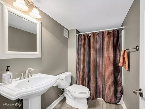 26 W070 Deerpoint Dr, Wheaton, IL 60187 photo 36