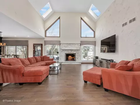 26 W070 Deerpoint Dr, Wheaton, IL 60187 photo 17