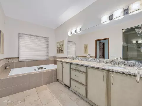 26 W070 Deerpoint Dr, Wheaton, IL 60187 photo 21