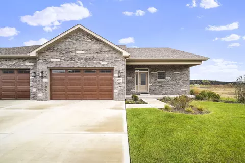 26530 W Stephanie Dr, Channahon, IL 60410