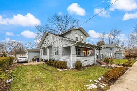 254 Moseley St, Elgin, IL 60123 photo 3