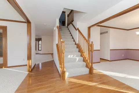 Entry Way - 406 Ironwood Cc Dr, Normal, IL 61761 photo 2 of 4