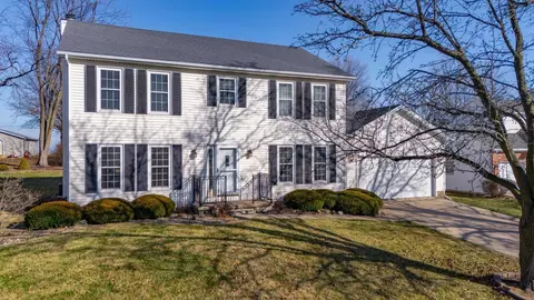 Exterior - 406 Ironwood Cc Dr, Normal, IL 61761 photo 9 of 9
