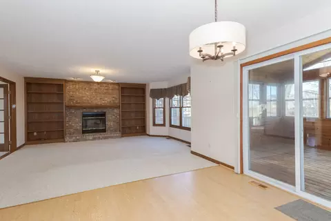 Living - 406 Ironwood Cc Dr, Normal, IL 61761 photo 5 of 5