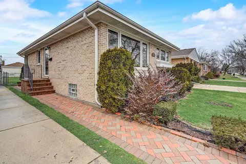4844 N Nordica Ave, Chicago, IL 60656