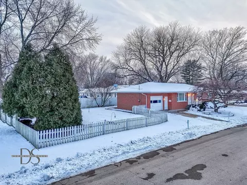 113 Lockrem St, Ottawa, IL 61350 photo 3