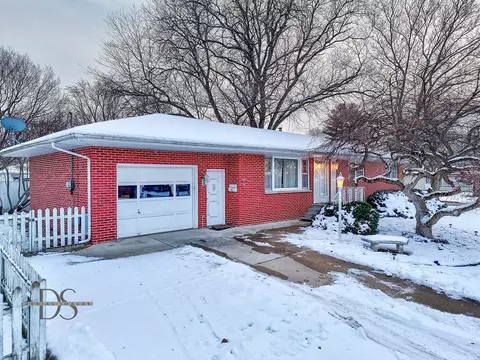 113 Lockrem St, Ottawa, IL 61350 photo 5
