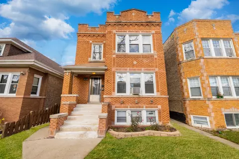 5218 W Deming Pl, Chicago, IL 60639