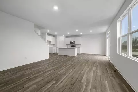 2026 Legacy Pointe Blvd, Plainfield, IL 60586 photo 7