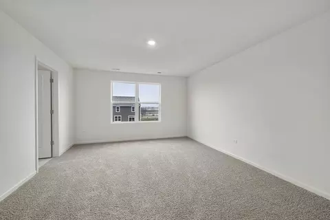 2026 Legacy Pointe Blvd, Plainfield, IL 60586 photo 8