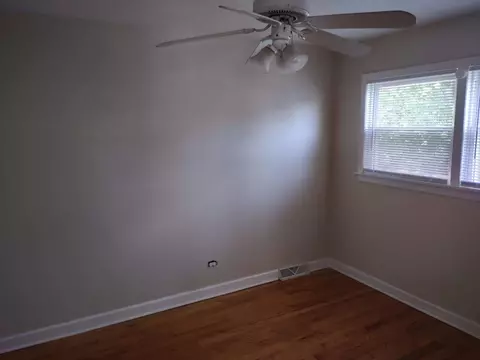 37 E 99th Pl, Chicago, IL 60628 photo 10