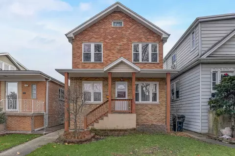 4917 N Moody Ave, Chicago, IL 60630