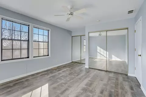 4562 Topaz Dr, Hoffman Estates, IL 60192 photo 16