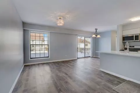 4562 Topaz Dr, Hoffman Estates, IL 60192 photo 6
