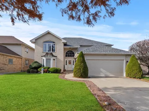 10804 Lockwood Ave, Oak Lawn, IL 60454