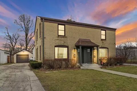 1117 W Glen Flora Ave, Waukegan, IL 60085