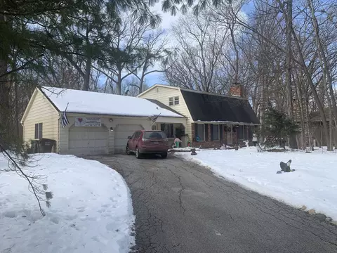 32 Braeburn Dr, Park Forest, IL 60466