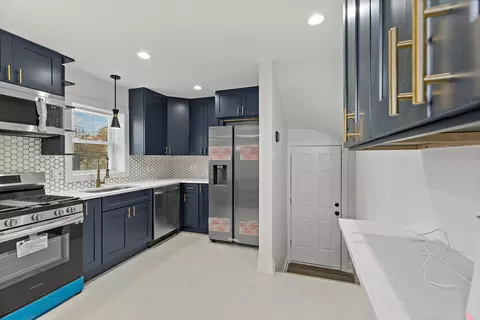 8744 S Lowe Ave, Chicago, IL 60620 photo 8