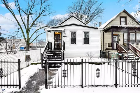 11119 S Eggleston Ave, Chicago, IL 60628