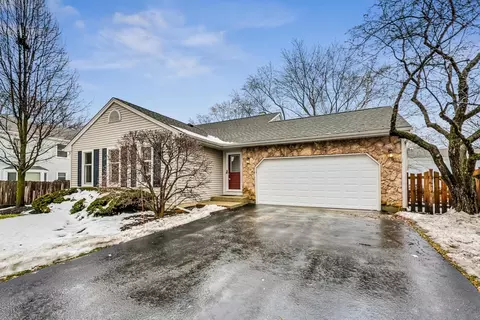 947 Saybrook Ln, Buffalo Grove, IL 60089