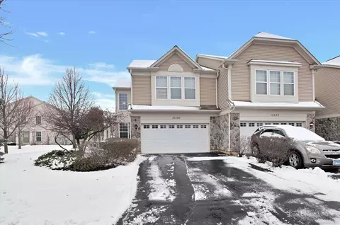 15330 Pinewood Rd, Lockport, IL 60441