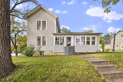 1226 Wauponsee St, Morris, IL 60450