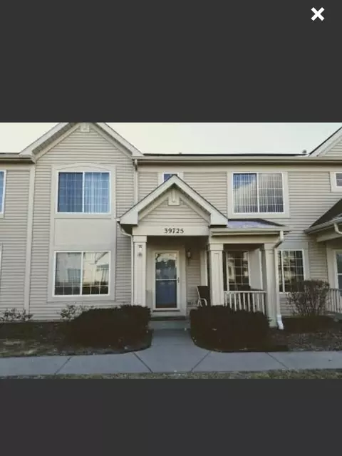 39725 N Warren Ln, Beach Park, IL 60083
