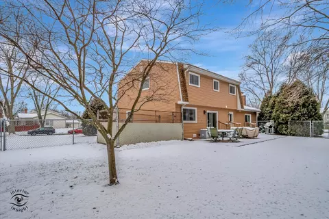 1163 E Hull Dr, Wheaton, IL 60189 photo 24