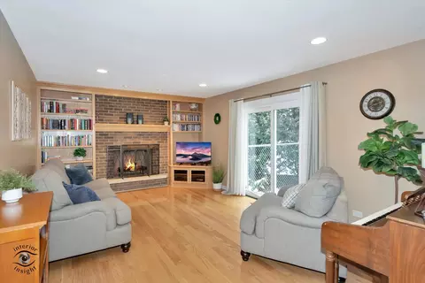 1163 E Hull Dr, Wheaton, IL 60189 photo 12