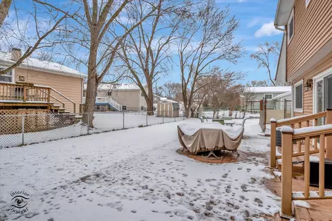 1163 E Hull Dr, Wheaton, IL 60189 photo 22