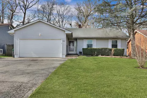 430 N Garfield Blvd, Grayslake, IL 60030