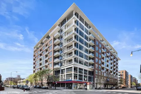 901 W Madison St #714, Chicago, IL 60607