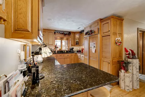 Kitchen - 12606 E 1100 North Rd, Chenoa, IL 61726 photo 2 of 7
