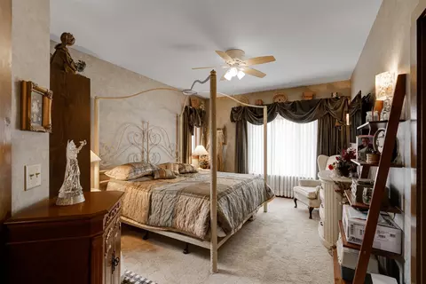 Bedroom - 12606 E 1100 North Rd, Chenoa, IL 61726 photo 1 of 6