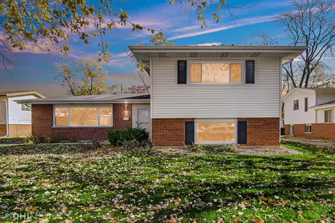 317 Springfield St, Park Forest, IL 60466