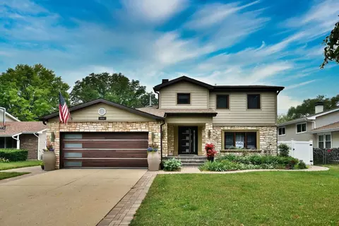 466 Raphael Ave, Buffalo Grove, IL 60089