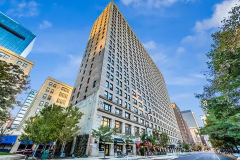 600 S Dearborn St #209, Chicago, IL 60605
