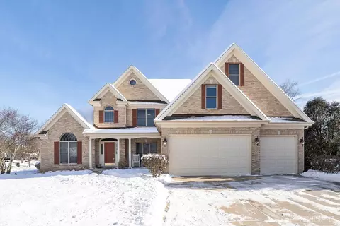 1102 Mcclurg Dr, Batavia, IL 60510