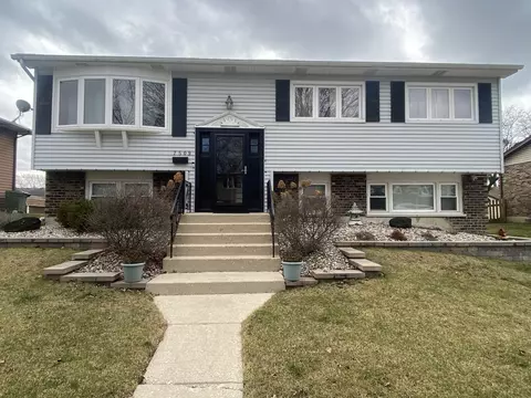 7509 163rd St, Tinley Park, IL 60477