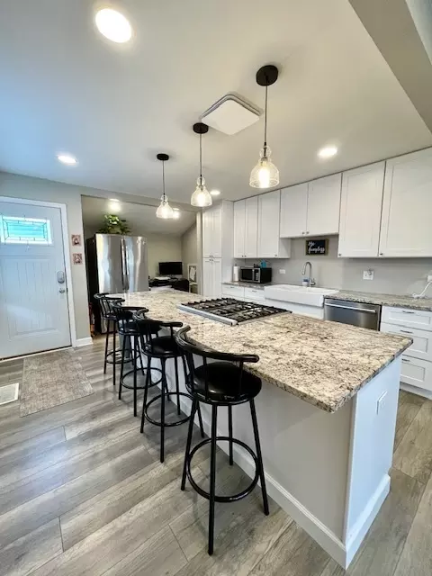 Kitchen - 3508 Thrush Ln, Rolling Meadows, IL 60008 photo 6 of 8