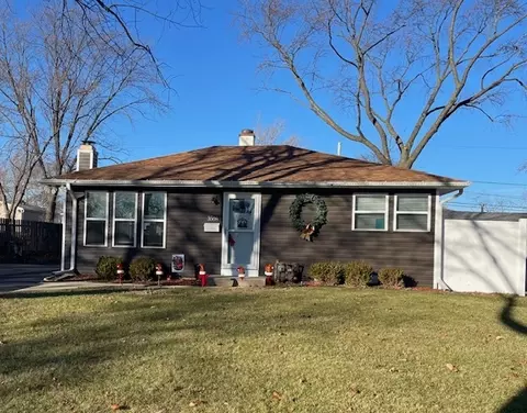 3508 Thrush Ln, Rolling Meadows, IL 60008