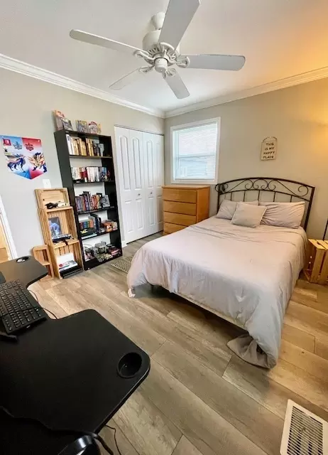 Bedroom - 3508 Thrush Ln, Rolling Meadows, IL 60008 photo 7 of 7