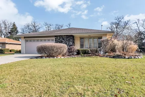 12437 S Melvina Ave, Palos Heights, IL 60463