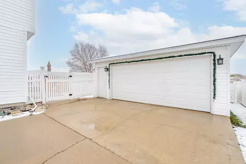 1900 Great Falls Dr, Plainfield, IL 60586 photo 29