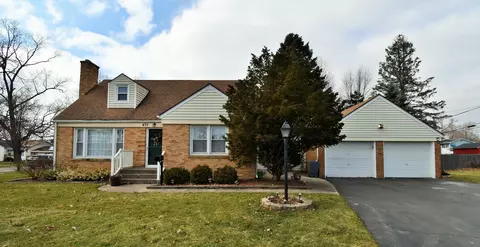 470 Mchenry Ave, Crystal Lake, IL 60014