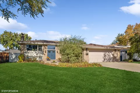 1616 W Stone Ave, Addison, IL 60101